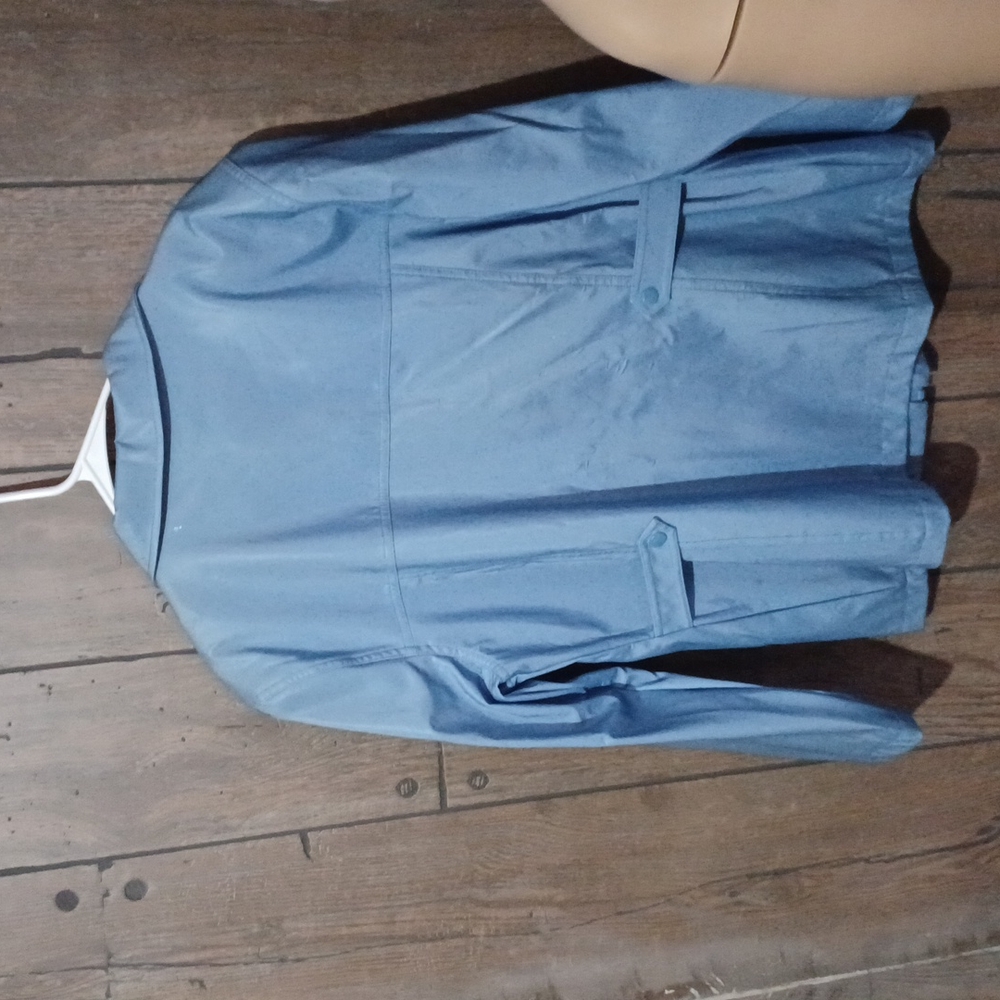 Jacket - Picture 2 of 3